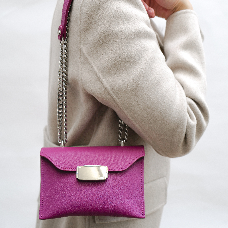 Tabbris Crossbody Bag